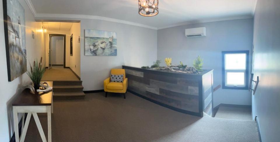 Acadian Hotel Стефенвил Екстериор снимка